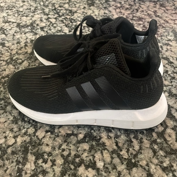 Adidas Sneakers - Picture 2 of 4